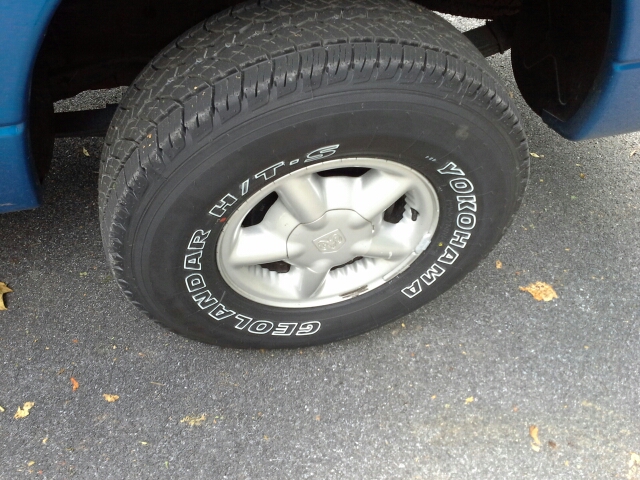 2000 Dodge Dakota 4X4 Premier (roof)