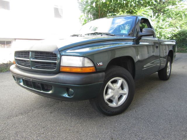 2000 Dodge Dakota ES 2.4L AUTO