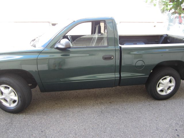 2000 Dodge Dakota ES 2.4L AUTO