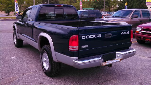 2000 Dodge Dakota 2dr Sport Coupe AMG