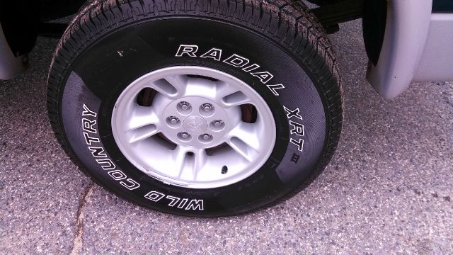 2000 Dodge Dakota 2dr Sport Coupe AMG