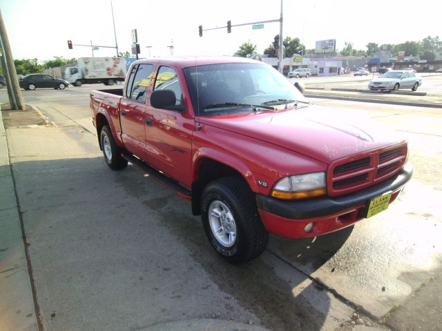2000 Dodge Dakota 4X4 Premier (roof)