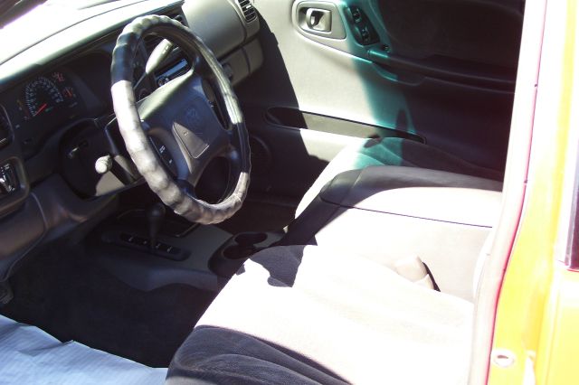 2000 Dodge Dakota 2dr Sport Coupe AMG