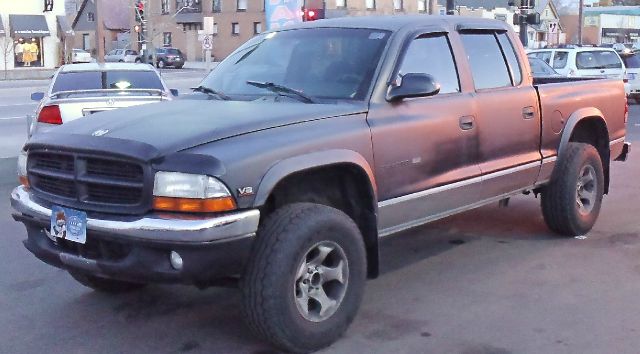 2000 Dodge Dakota 4X4 Premier (roof)