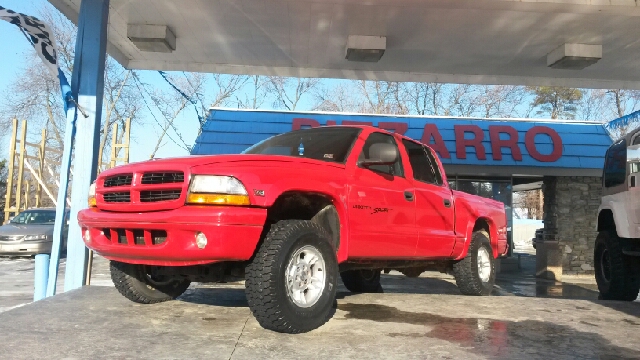 2000 Dodge Dakota 4X4 Premier (roof)