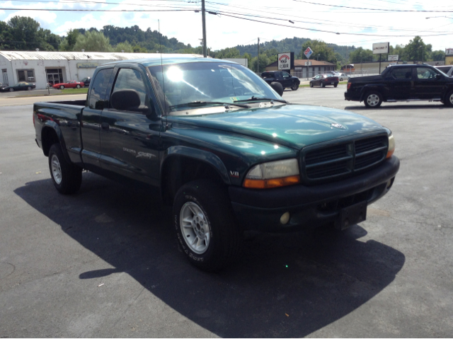 2000 Dodge Dakota 2dr Sport Coupe AMG