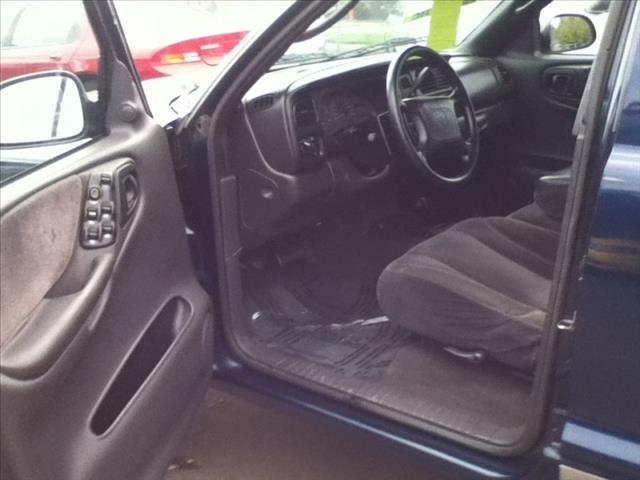 2000 Dodge Dakota SE, Loaded