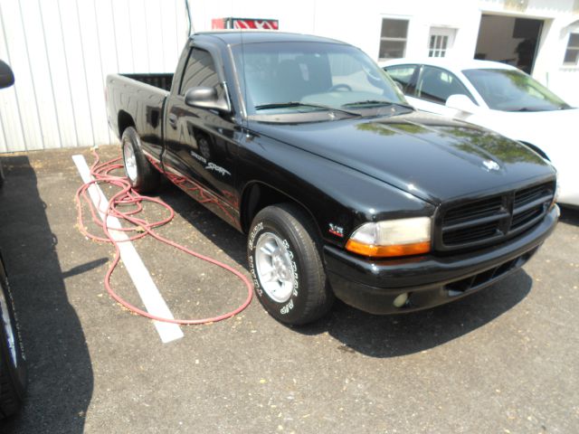2000 Dodge Dakota ES 2.4L AUTO