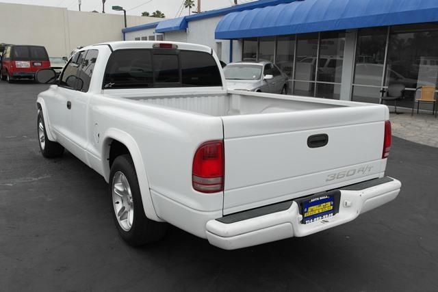 2000 Dodge Dakota Unknown