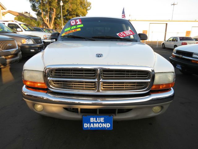 2001 Dodge Dakota 2WD Regular Cab 6.3 Ft Box ST