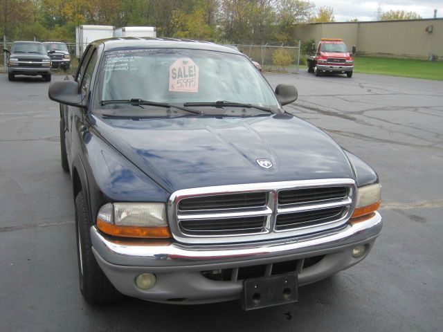 2001 Dodge Dakota 2WD Regular Cab 6.3 Ft Box ST