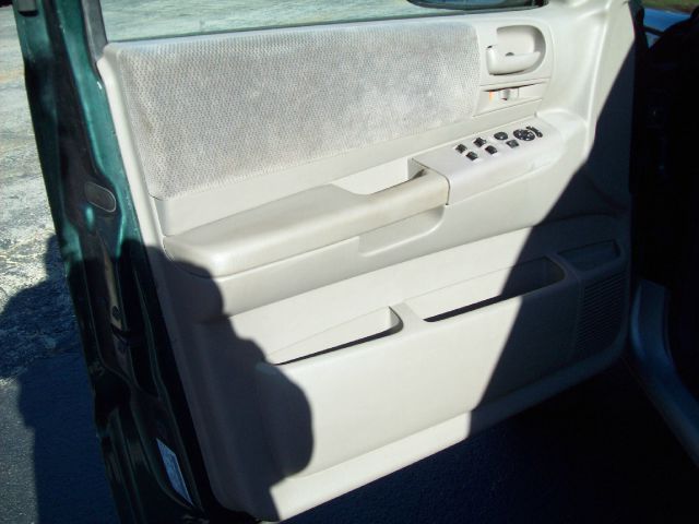 2001 Dodge Dakota PZEV