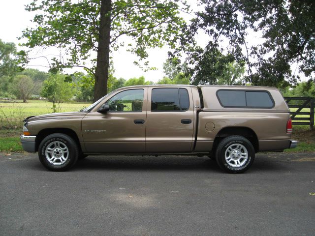 2001 Dodge Dakota 2WD Regular Cab 6.3 Ft Box ST