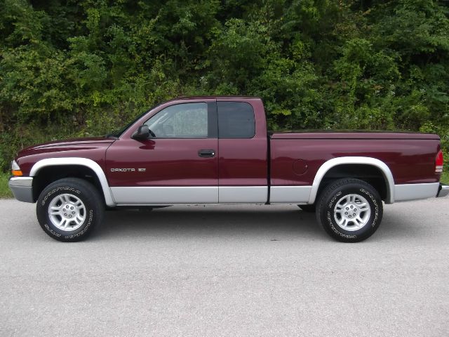 2001 Dodge Dakota 2dr Sport Coupe AMG