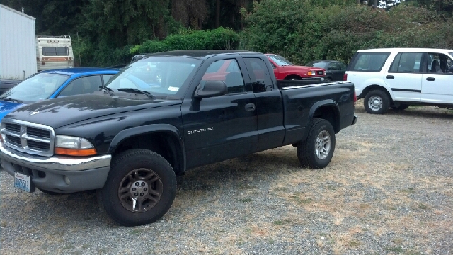 2001 Dodge Dakota 2dr Sport Coupe AMG