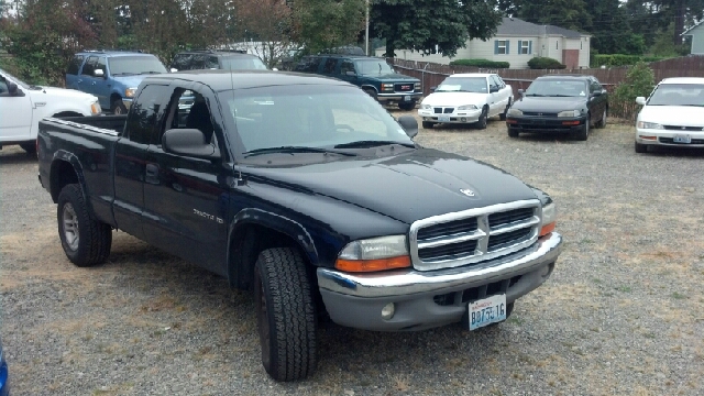 2001 Dodge Dakota 2dr Sport Coupe AMG