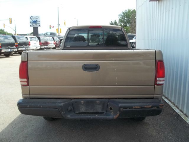 2001 Dodge Dakota Base