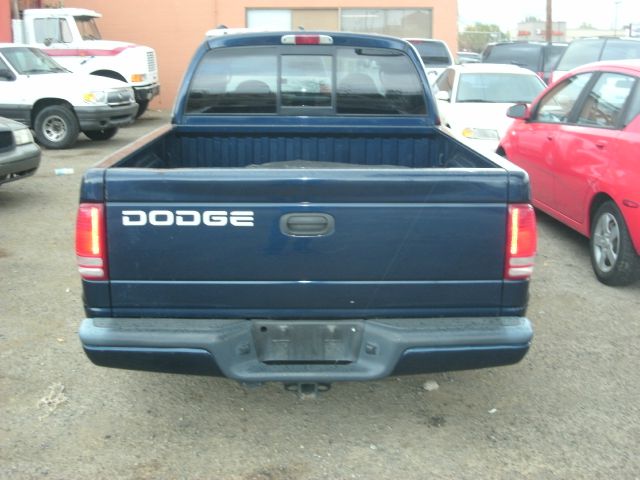 2001 Dodge Dakota 2WD Regular Cab 6.3 Ft Box ST