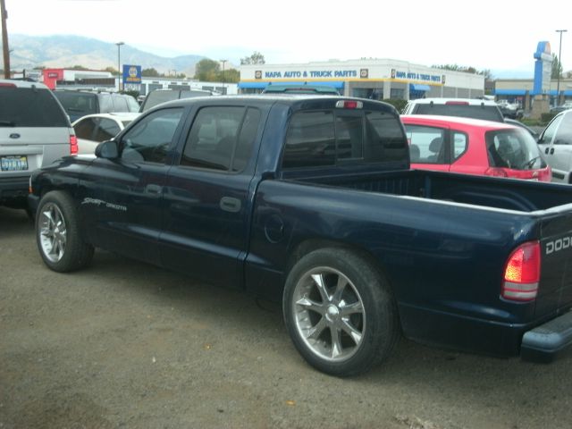 2001 Dodge Dakota 2WD Regular Cab 6.3 Ft Box ST