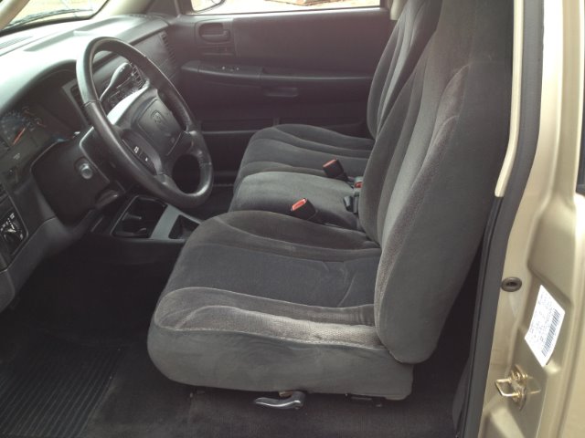 2001 Dodge Dakota 2dr Sport Coupe AMG