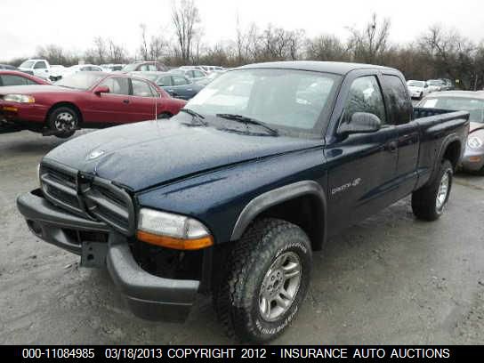 2002 Dodge Dakota 4dr Sdn V6 CVT 3.5 SV W/premium Pkg