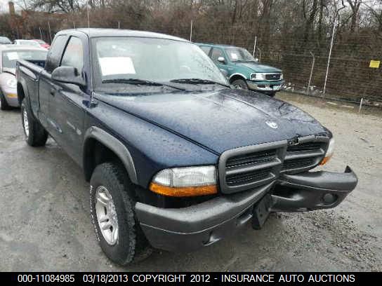 2002 Dodge Dakota 4dr Sdn V6 CVT 3.5 SV W/premium Pkg