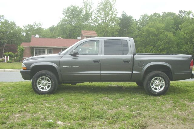 2002 Dodge Dakota 4dr LX 4WD Auto