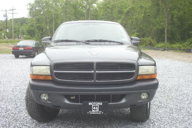2002 Dodge Dakota 4dr LX 4WD Auto