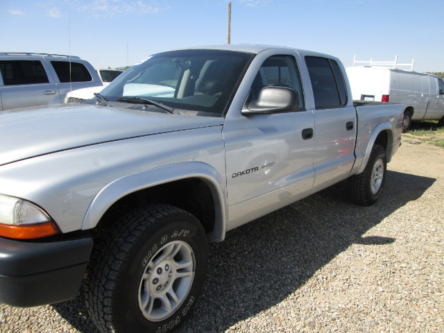 2002 Dodge Dakota 4dr LX 4WD Auto