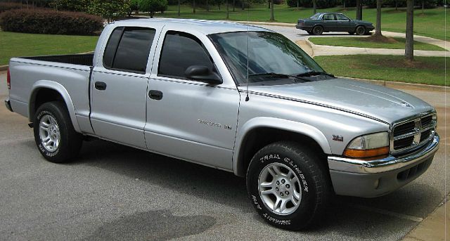 2002 Dodge Dakota LS ES