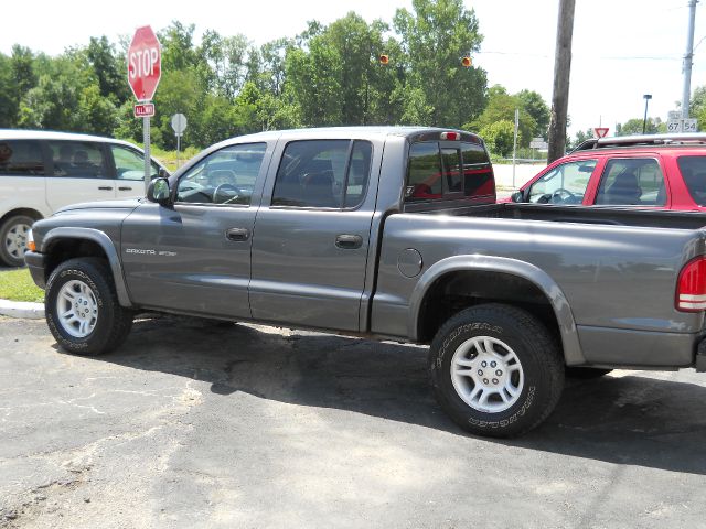 2002 Dodge Dakota 4dr LX 4WD Auto