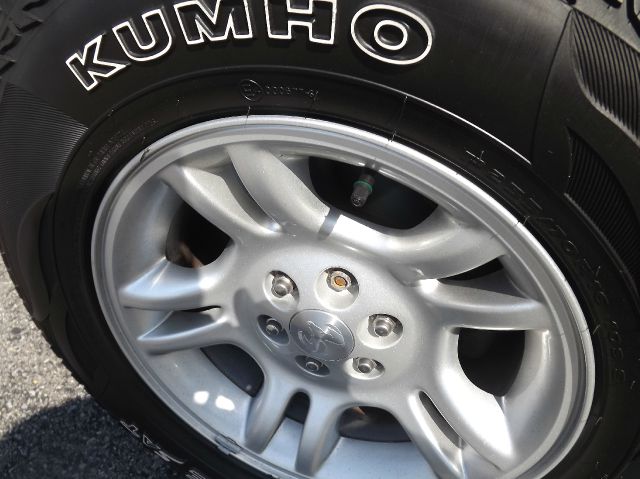 2002 Dodge Dakota 5dr HB Touring (SE) Hatchback