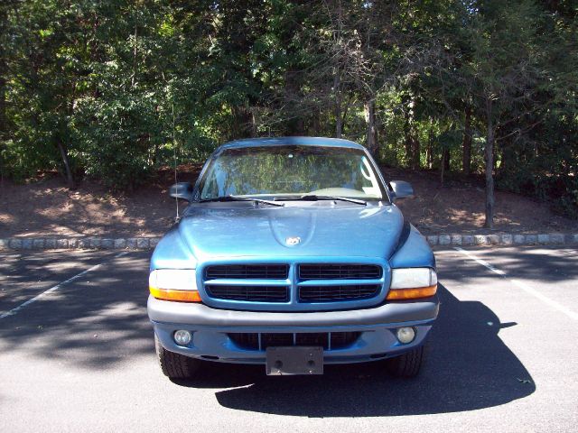 2002 Dodge Dakota Extended Cab V8 LT W/1lt