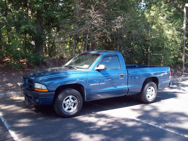2002 Dodge Dakota Extended Cab V8 LT W/1lt
