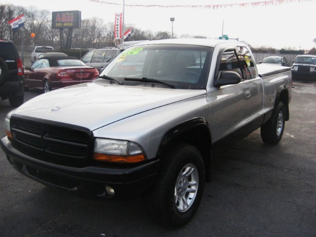 2002 Dodge Dakota GLS w/CD XM