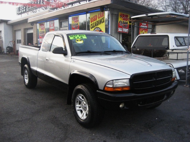 2002 Dodge Dakota GLS w/CD XM