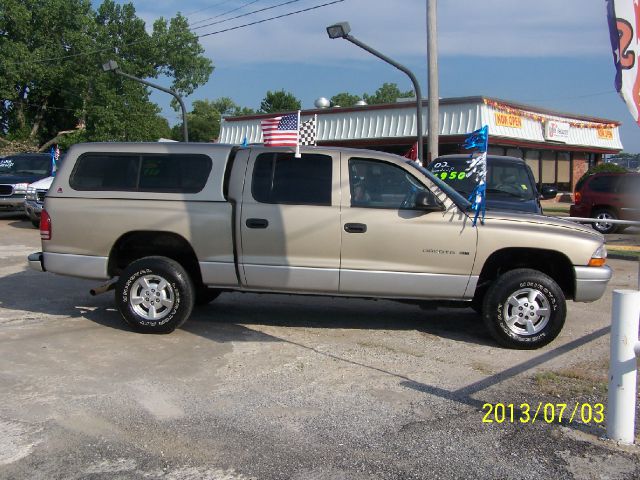 2002 Dodge Dakota Collection Rogue