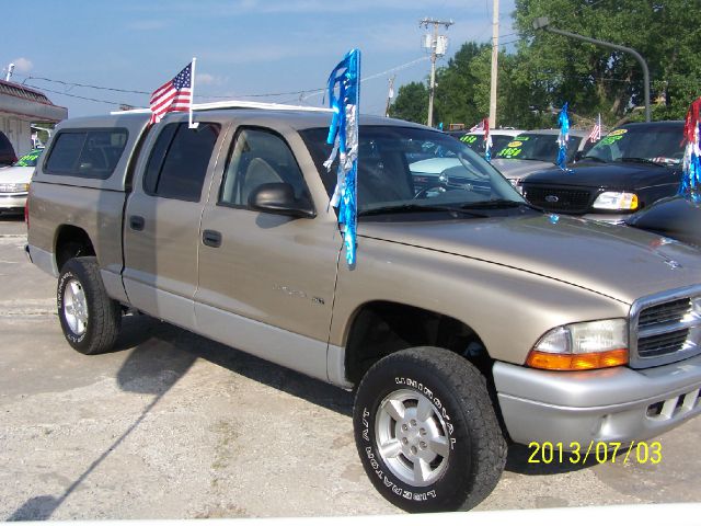 2002 Dodge Dakota Collection Rogue