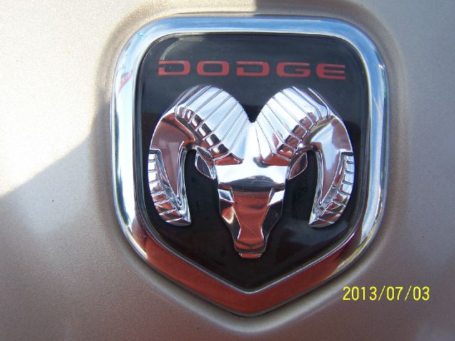 2002 Dodge Dakota Collection Rogue