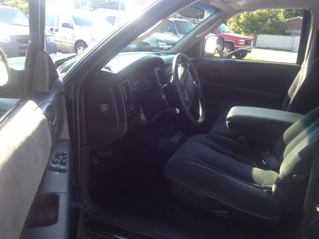 2002 Dodge Dakota AUTO Sport