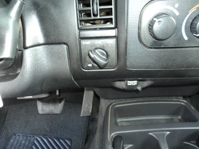 2002 Dodge Dakota Collection Rogue