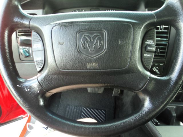 2002 Dodge Dakota Collection Rogue