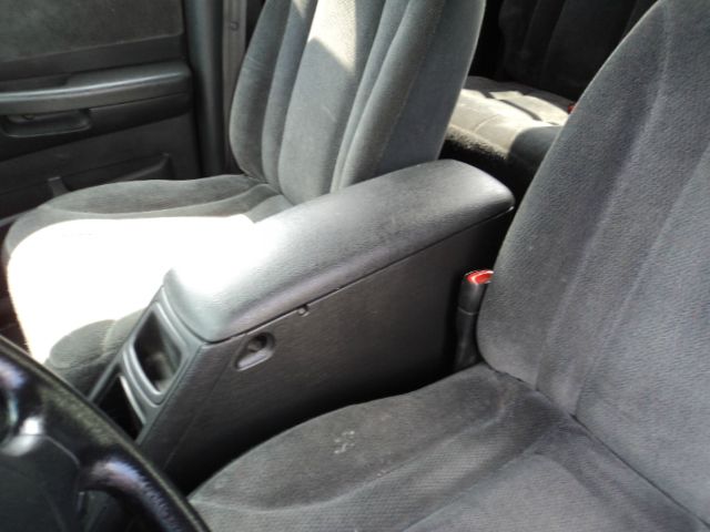 2002 Dodge Dakota Collection Rogue