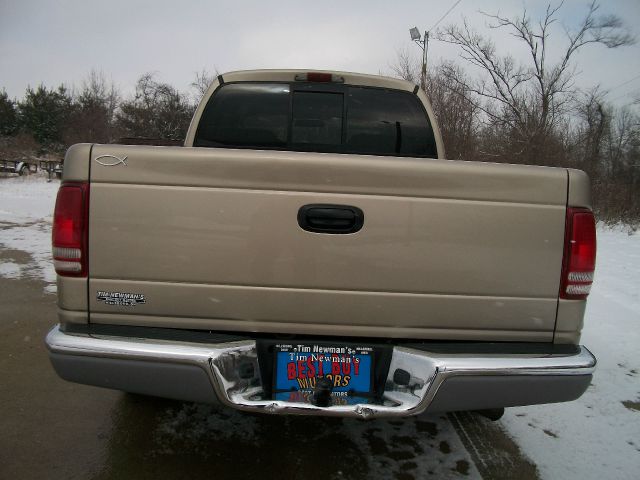 2002 Dodge Dakota LS ES