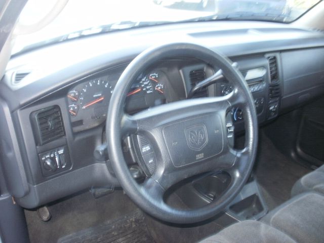 2002 Dodge Dakota Extended Cab V8 LT W/1lt