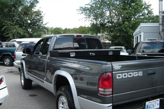 2002 Dodge Dakota 5dr Hatchback Automatic