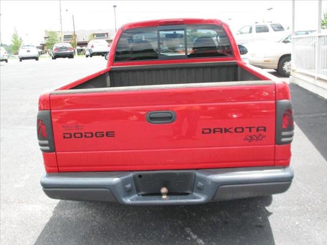 2003 Dodge Dakota Awd X