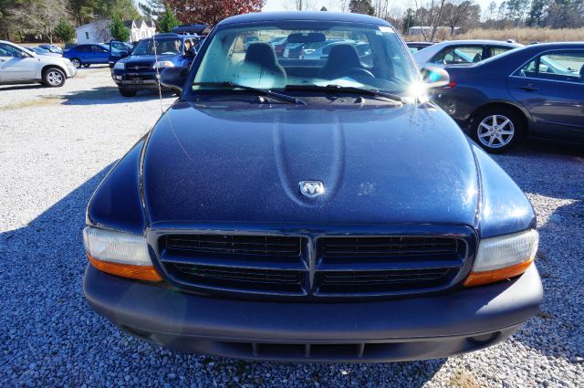 2003 Dodge Dakota 4dr Sdn S Auto