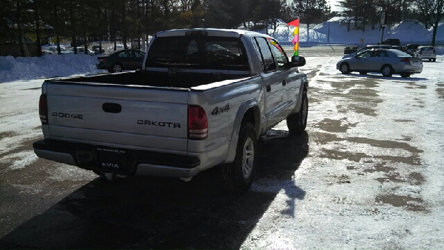 2003 Dodge Dakota 4dr LX 4WD Auto