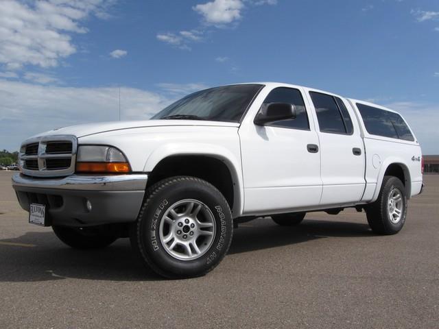 2003 Dodge Dakota 323i 4dr Sdn Sedan